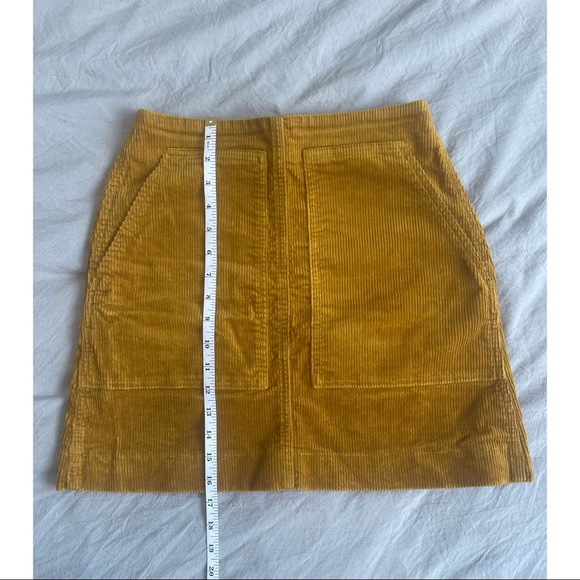 UNIQLO Corduroy Skirt size 2 - Picture 3 of 8